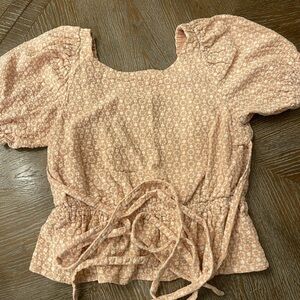 Anthropologie Chic Floral Puff Sleeve Blouse - Peach